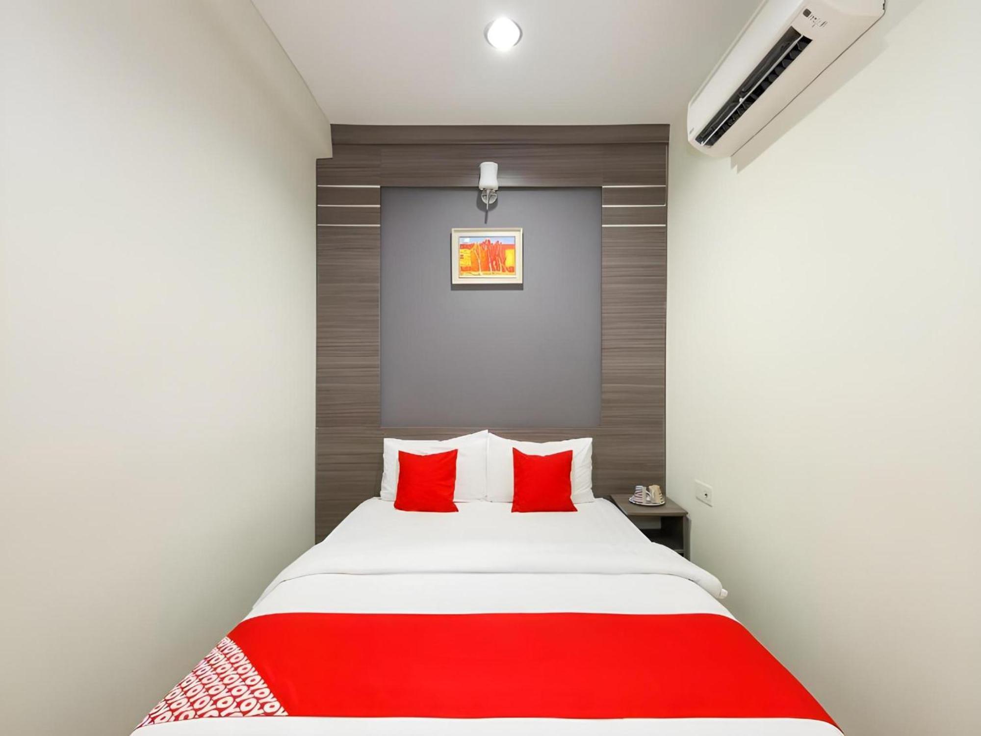 Capital O 812 Hotel Smc Seksyen 13 Шах Алам Екстериор снимка